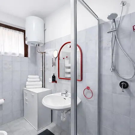 Bella Cozy Apartman Sondrio